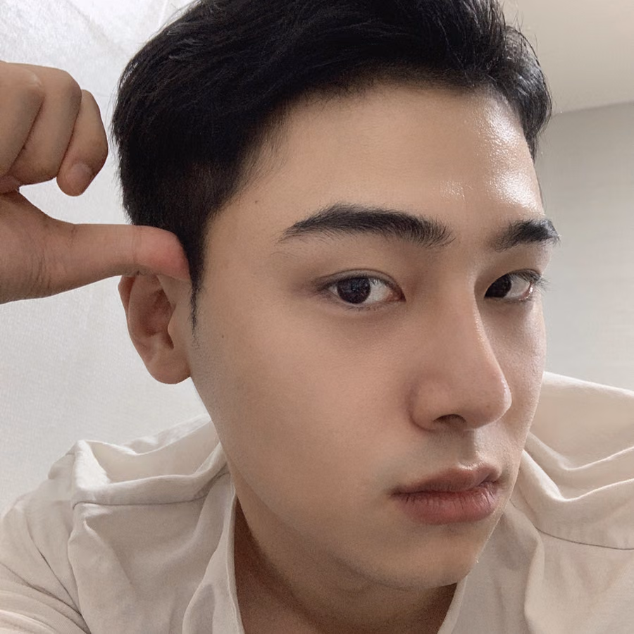 Real Selfie 14