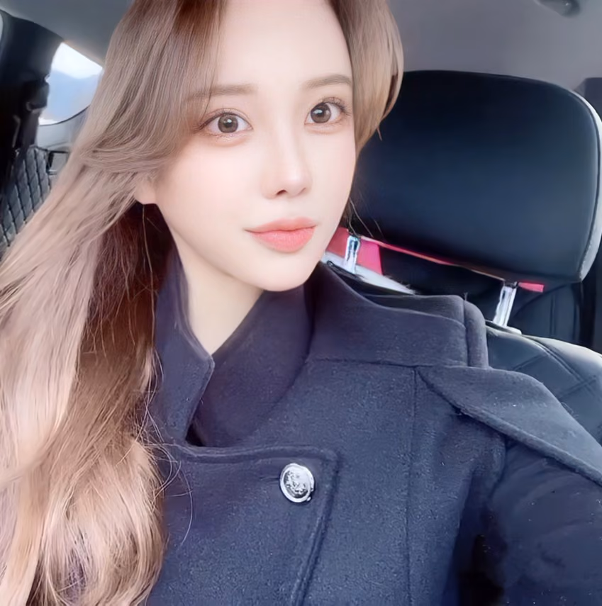 Real Selfie 32