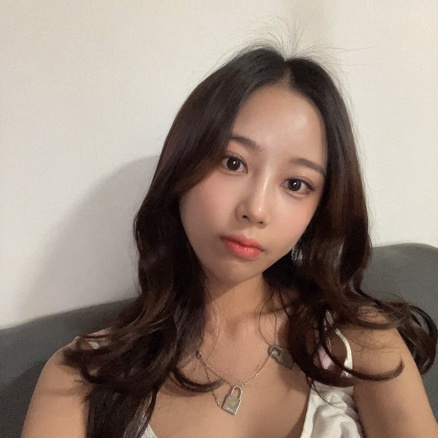Real Selfie 29